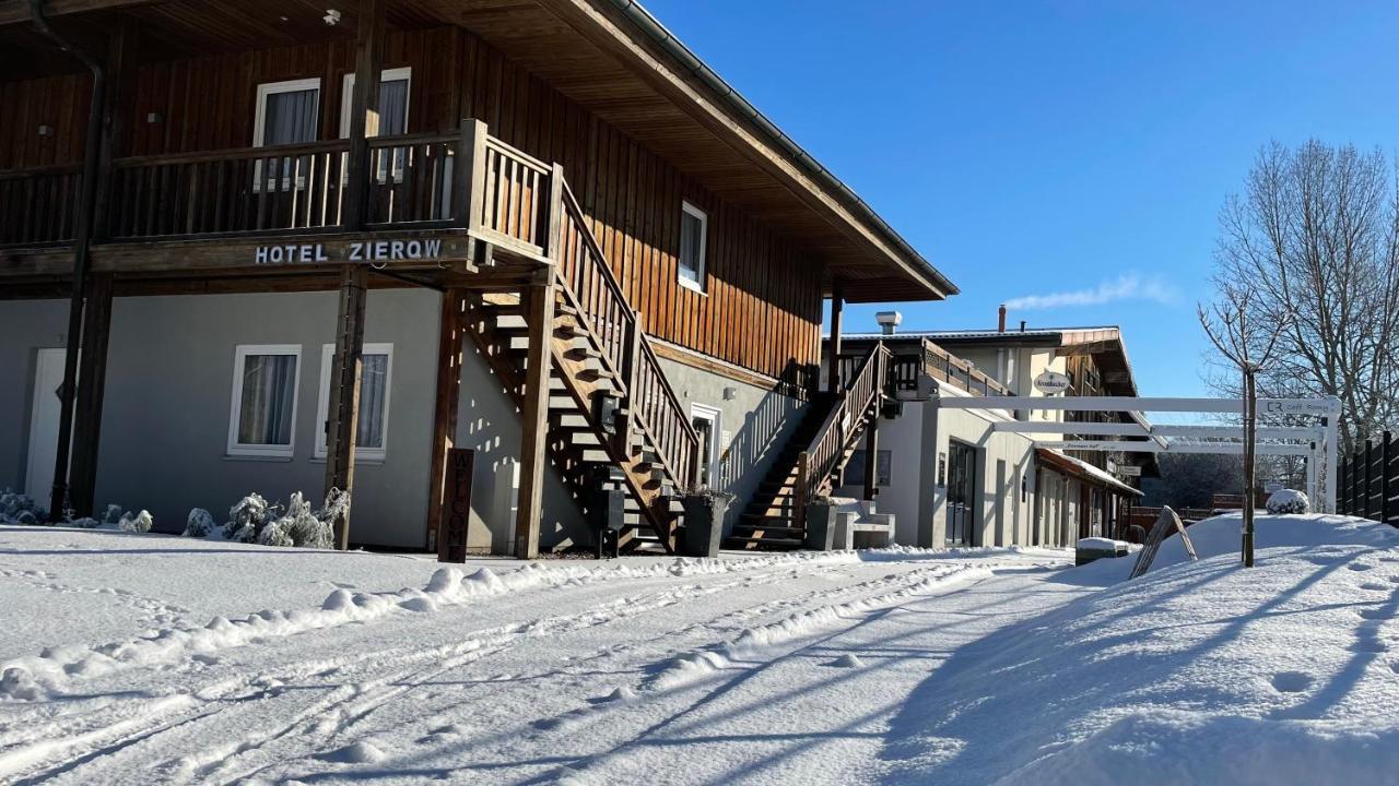 Hotel Zierow - Urlaub An Der Ostsee Екстер'єр фото